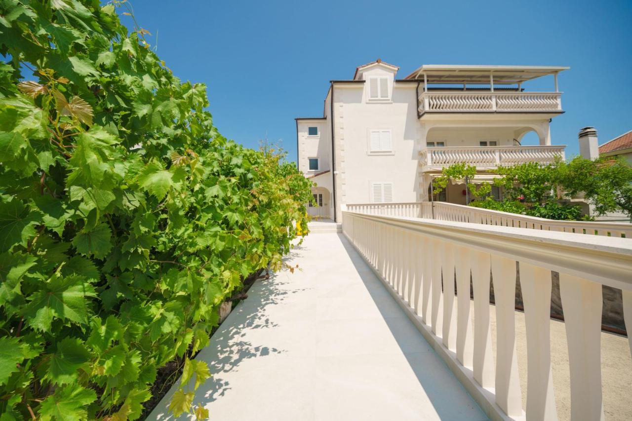 Villa Bianca Vodice Extérieur photo