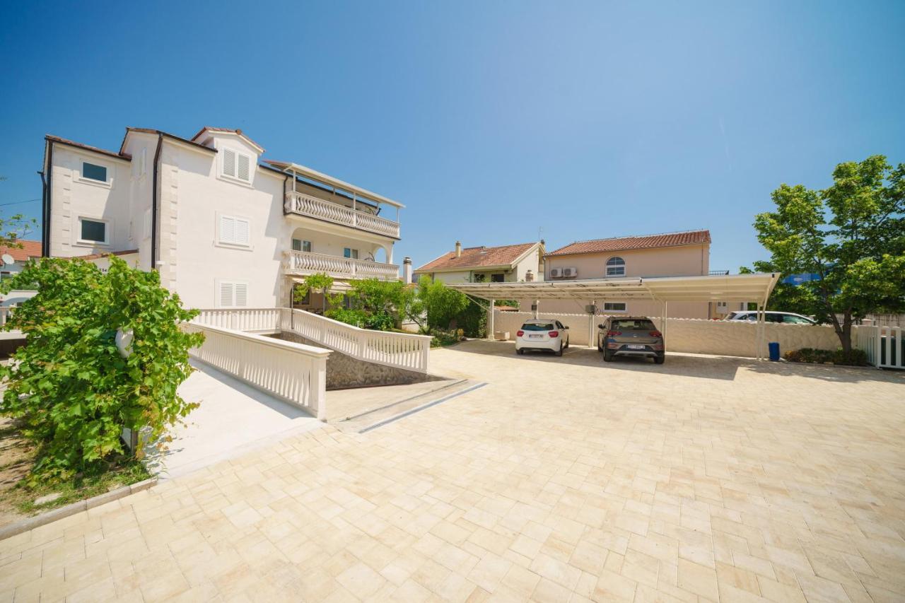Villa Bianca Vodice Extérieur photo